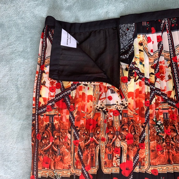 Silvian Heach Pleated Skirt - Picture 5 of 10